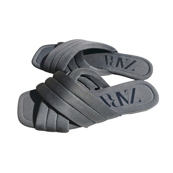 Zara Black‎ Criss Cross Padded Slide Sandals Square Toe Women's Size 39 / US 8 - Picture 3 of 6